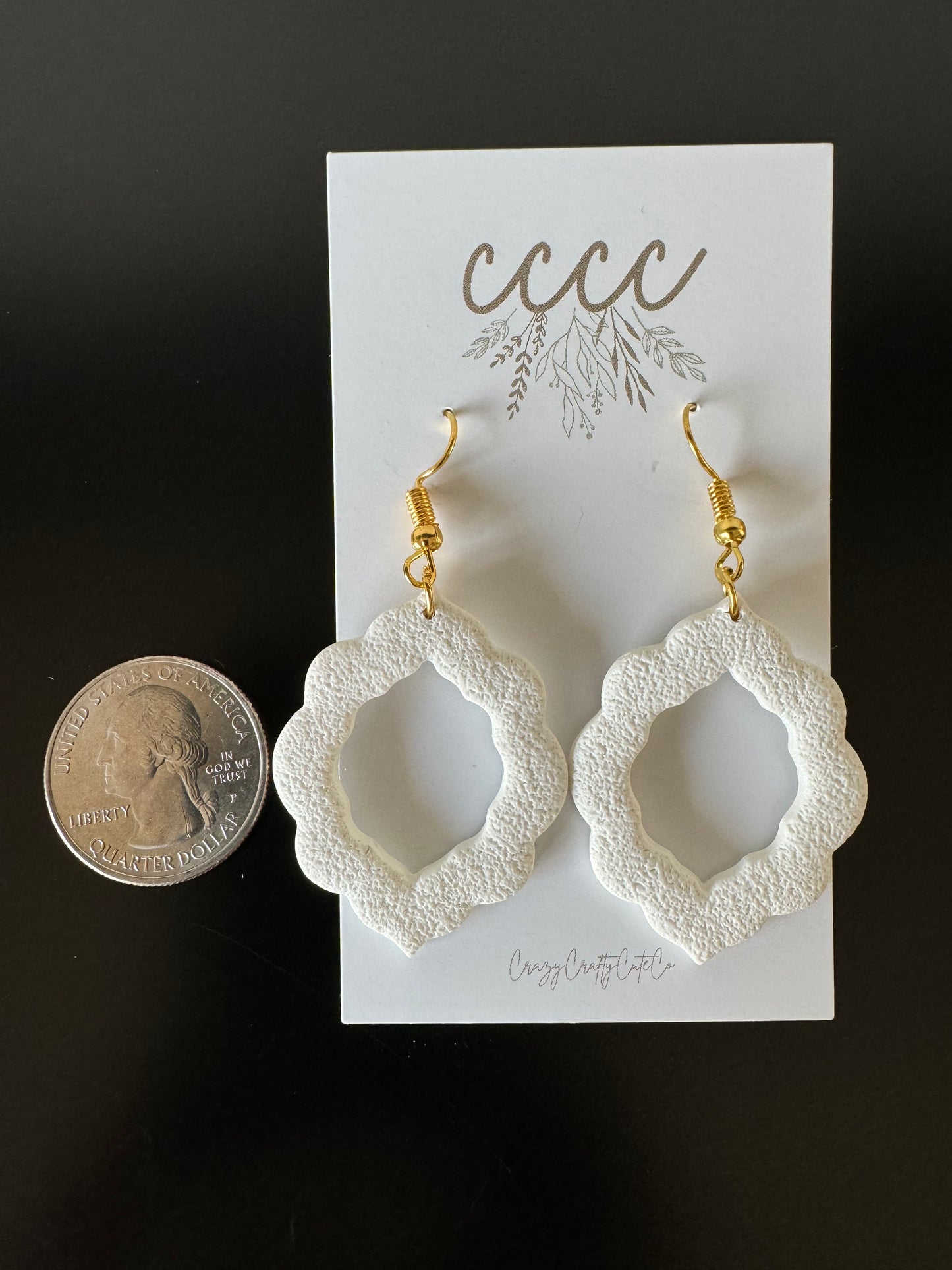 White Frame Dangle-Gold Hook