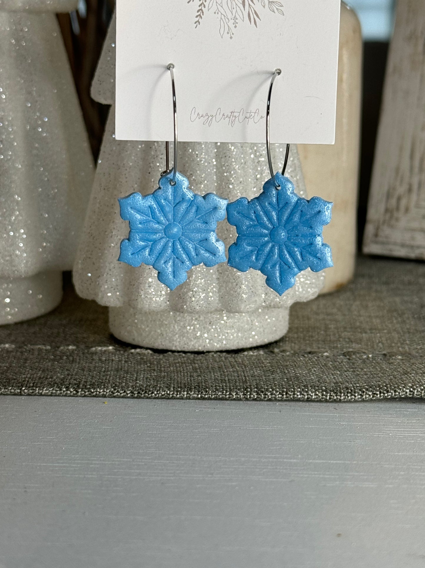 Christmas-Snowflake Hoops